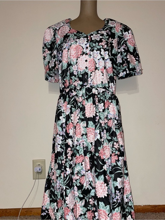 S.L. Fashions Dresses & Skirts - S.L. Fashions Black Maxi Dress with Pink & Mint Floral Print vintage